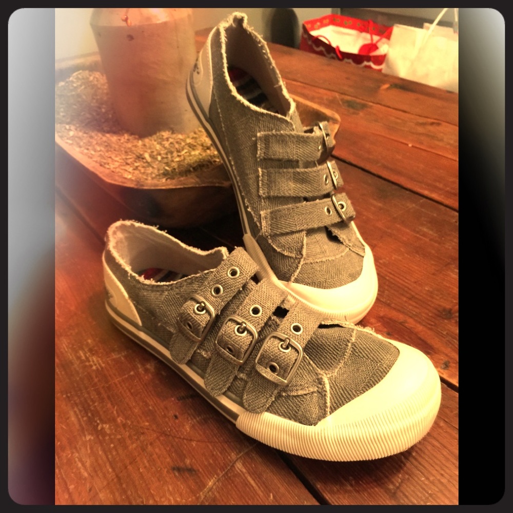 SALE🎉🎉🎉Rocket Dog Sneakers Worn Once!